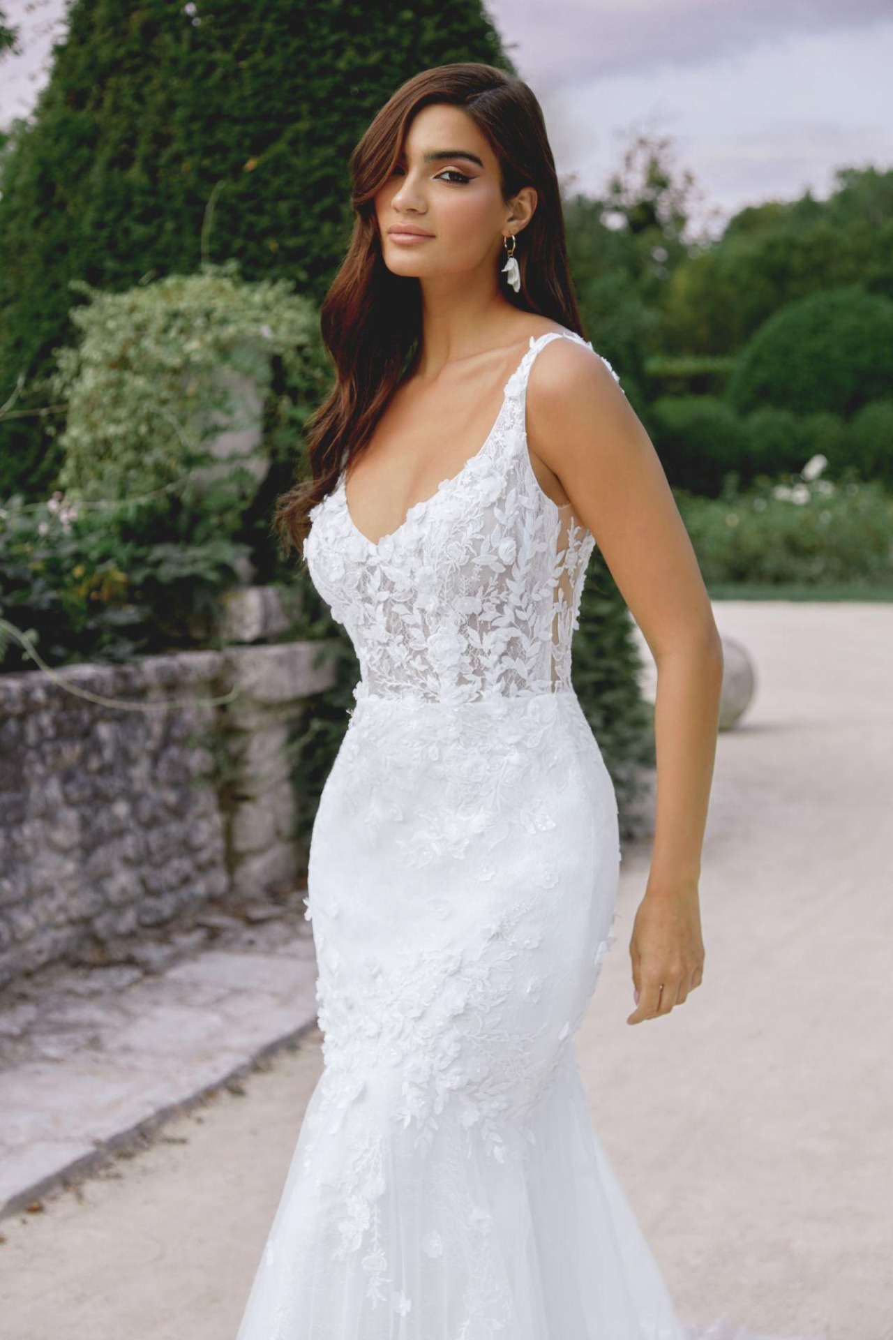 44522_FC_Sincerity-Bridal